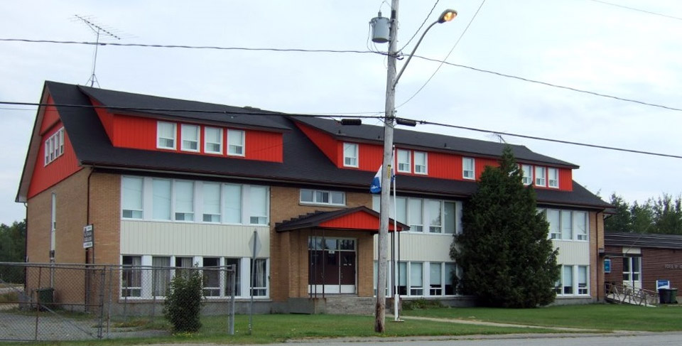 École St-Louis - Nédélec - CSLT